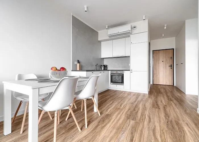 Nautic Park 아파트 달로브코